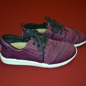 EUC Womens Tom's sneakers
